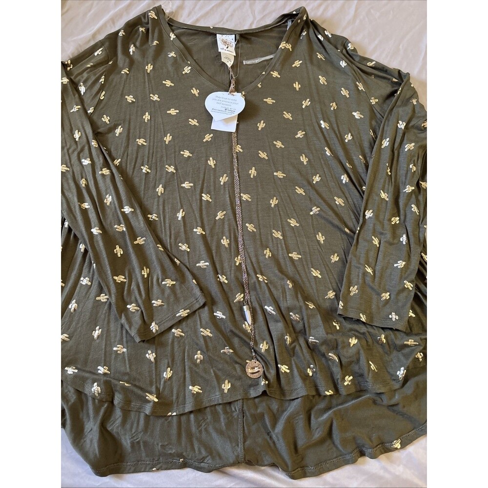(#64) Self Esteem Plus Size Cactus Print Long Sleeved V Neck Tshirt Size 3XL